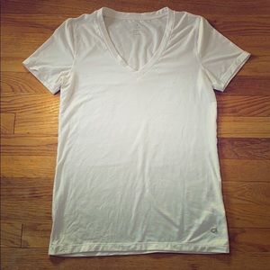 Gap Fit White V-Neck Tee
